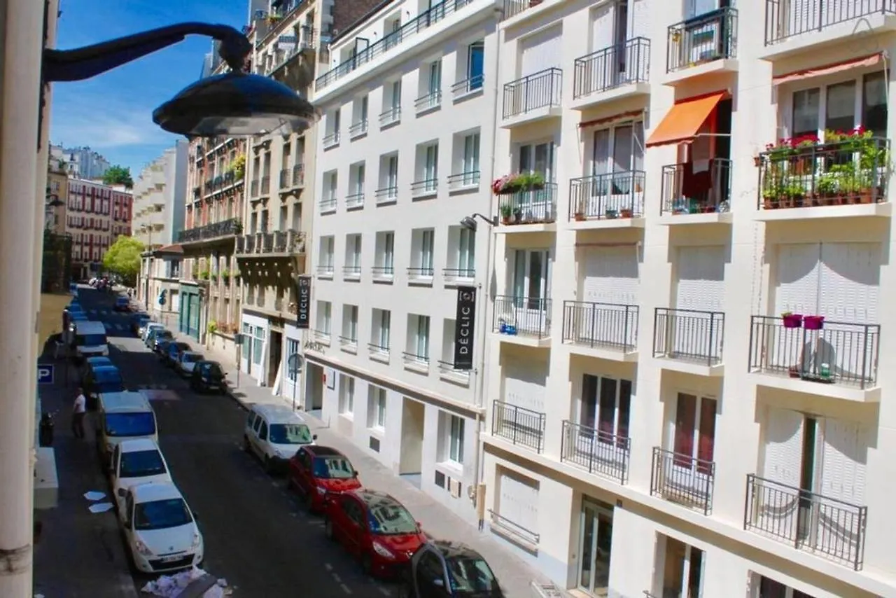 Modern Studio Perfectly Equipped And Renovated Paris France